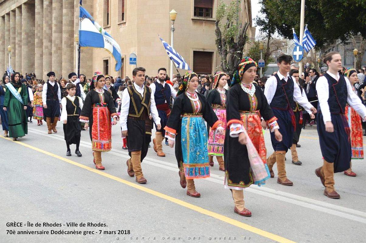 083- Rhodes- Defile Dodecanese grec.JPG